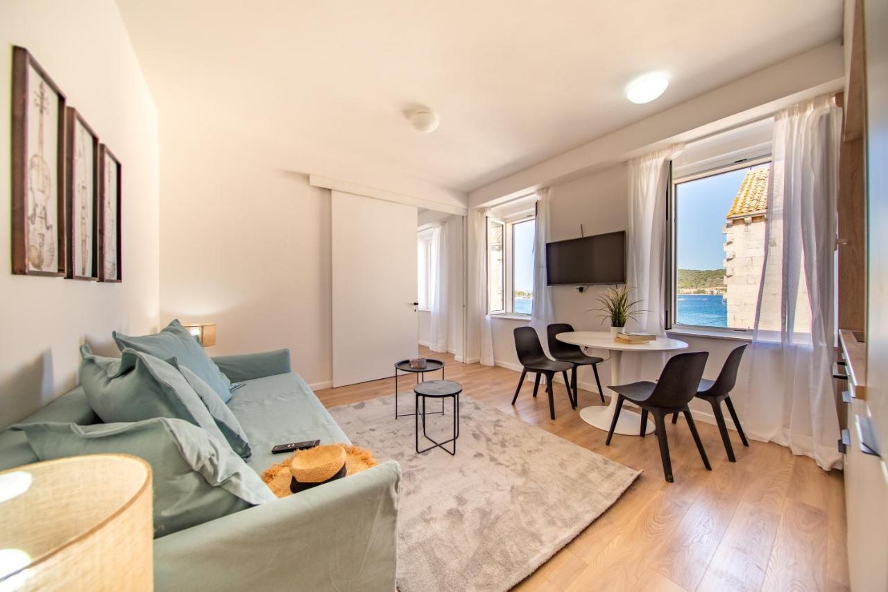 Central Seaside Residence Vis Exterior photo